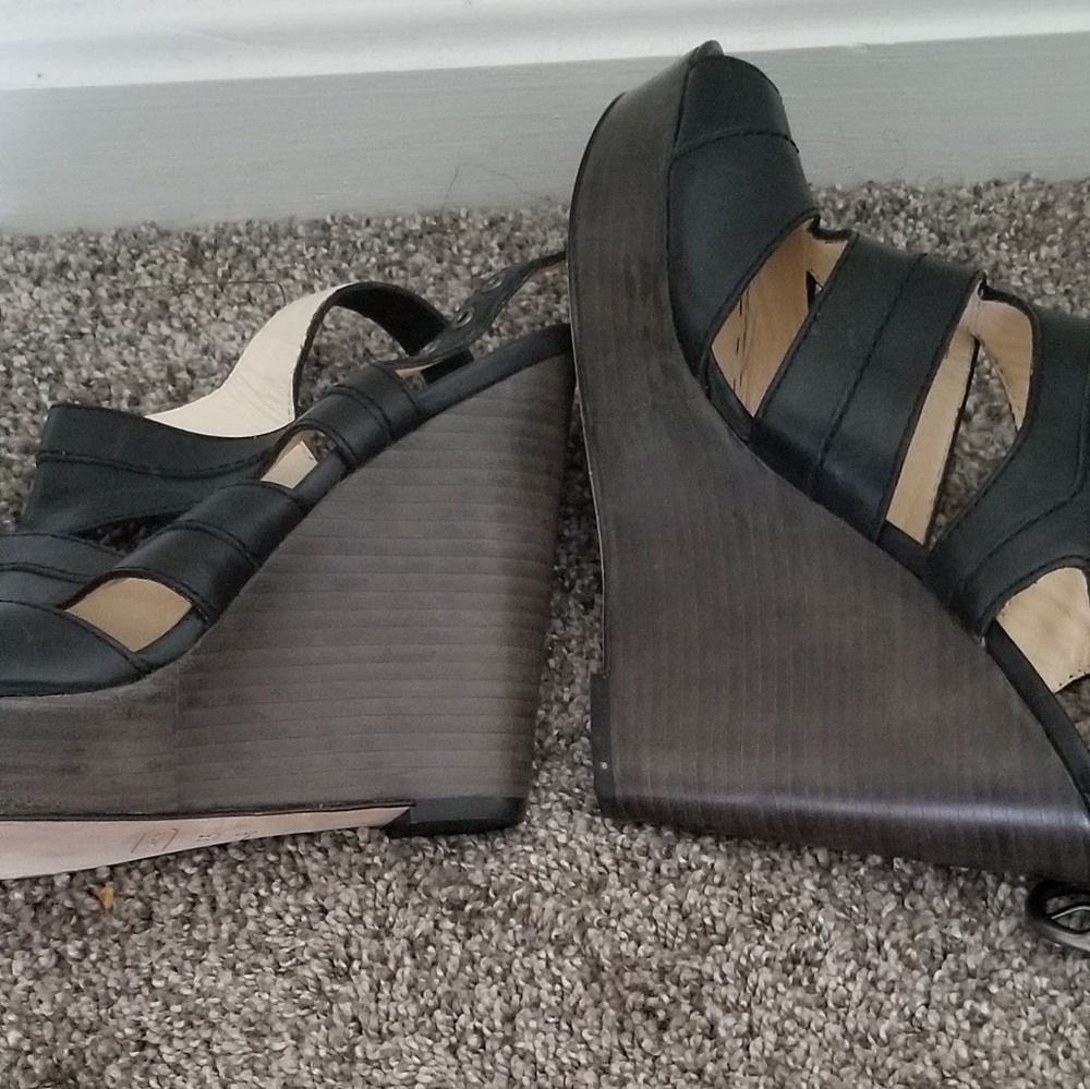 Coach Sandals - Picture 4 of 5